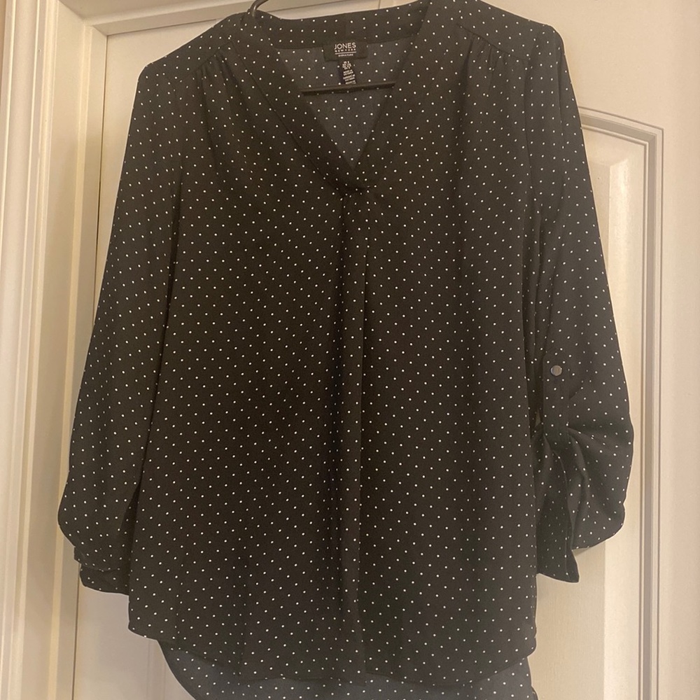 Jones New York blouse.